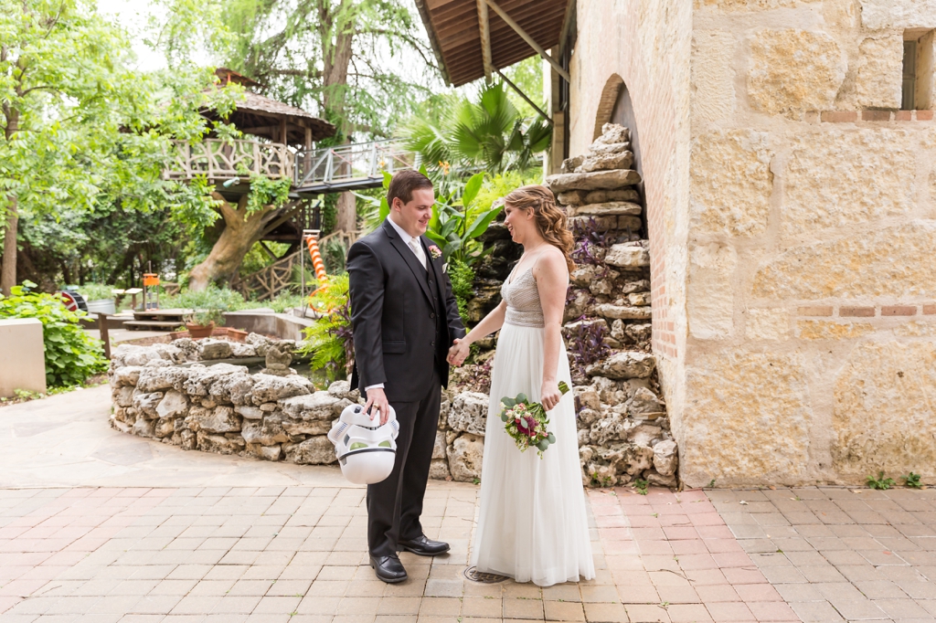 An Intimate Spring Wedding at the Witte Museum in San Antonio, TX by Dawn Elizabeth Studios, San Antonio Wedding Photographer