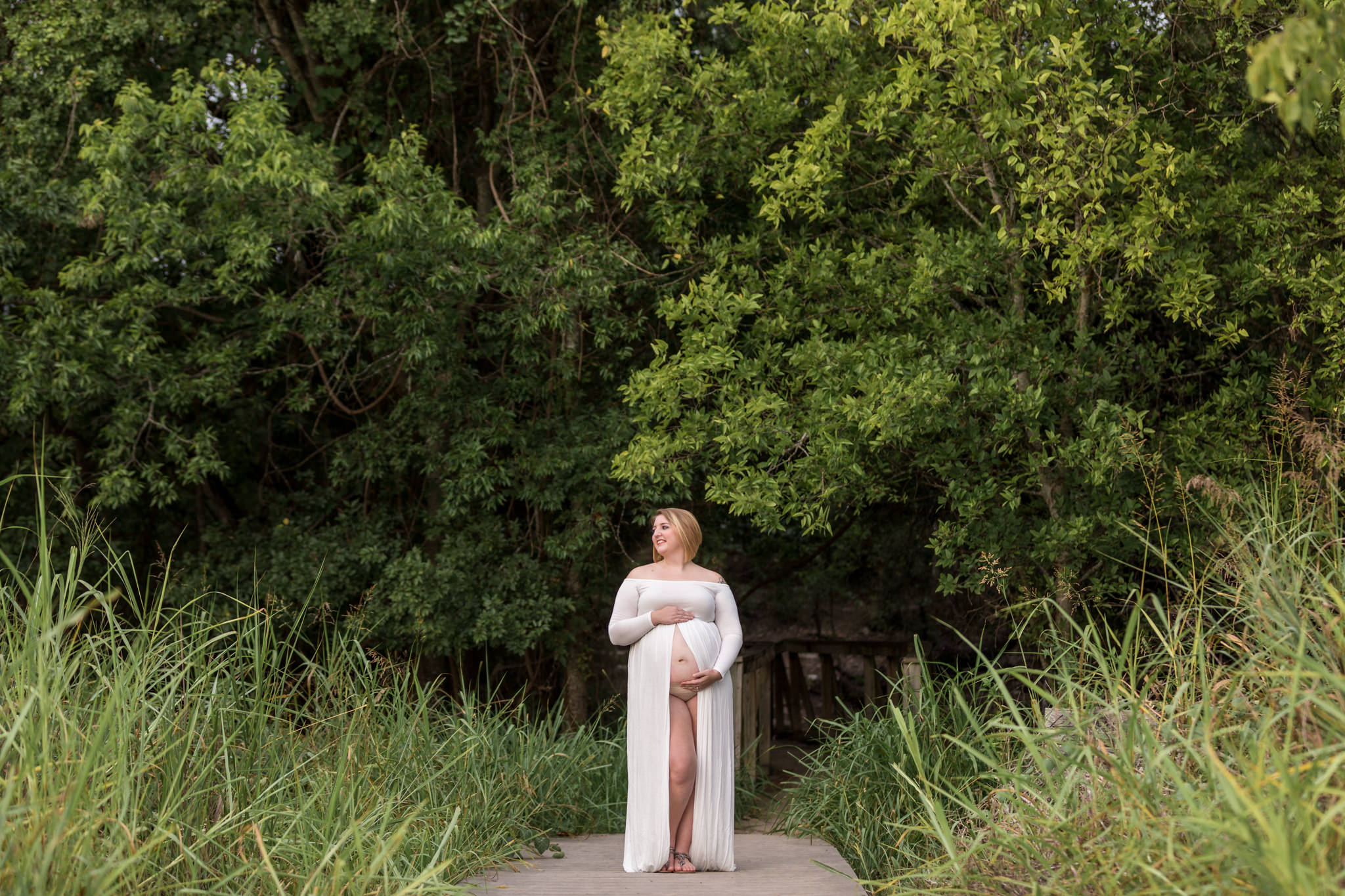 Maternity Session at Cibolo Nature Center in Boerne, TX by Dawn Elizabeth Studios, San Antonio Photographer