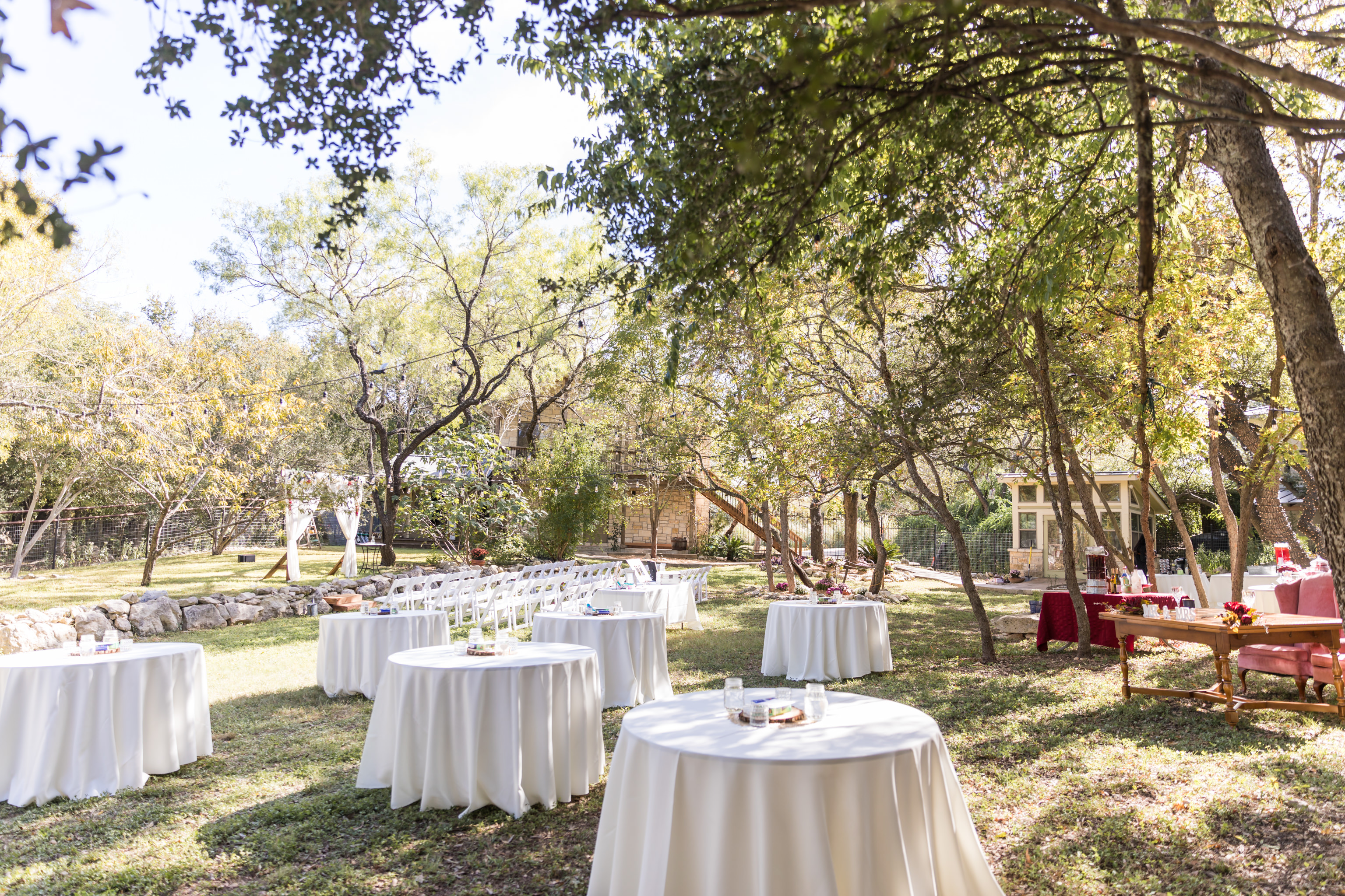 An Intimate Backyard Wedding in Fair Oaks Ranch, TX by Dawn Elizabeth Studios, San Antonio Wedding Photographer
