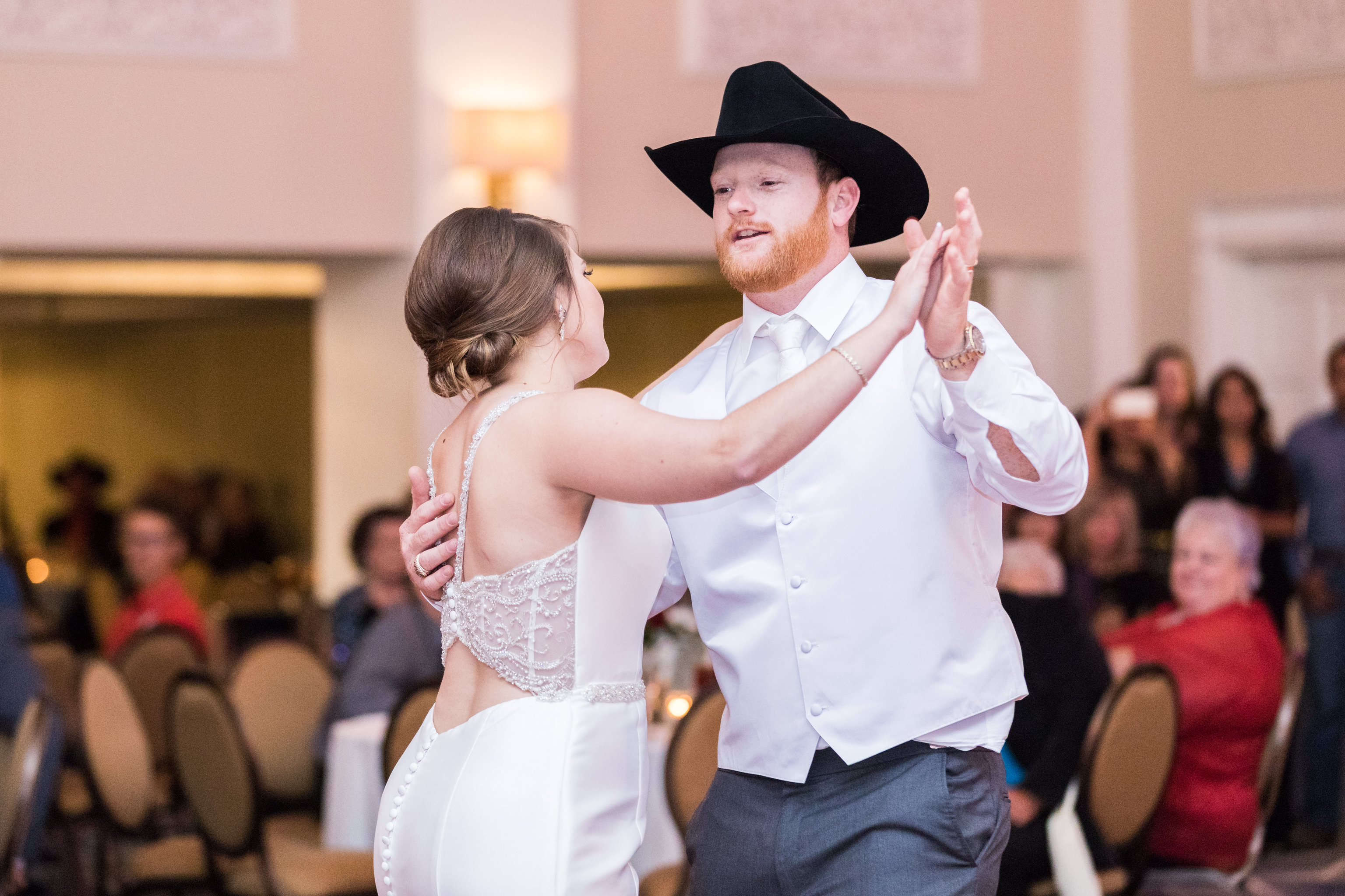 A Navy and Burgundy Wedding at Sheraton Gunter Hotel in San Antonio, TX by Dawn Elizabeth Studios, San Antonio Wedding Photographer