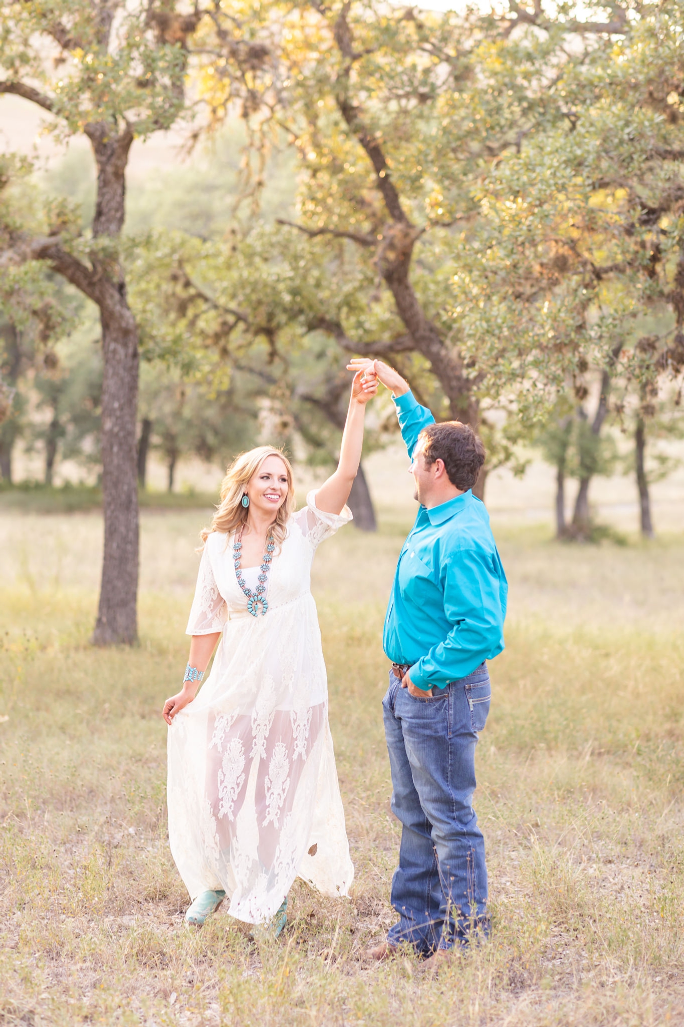 An Engagement Session at Overlook Park in Canyon Lake, TX by Dawn Elizabeth Studios, New Braunfels Wedding Photographer, San Antonio Wedding Photographer, Boerne Wedding Photographer