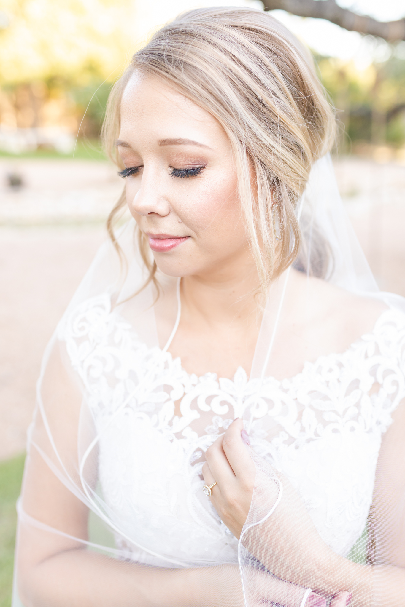 A Bridal Session at Western Sky in Bulverde, TX by Dawn Elizabeth Studios, San Antonio Wedding Photographer
