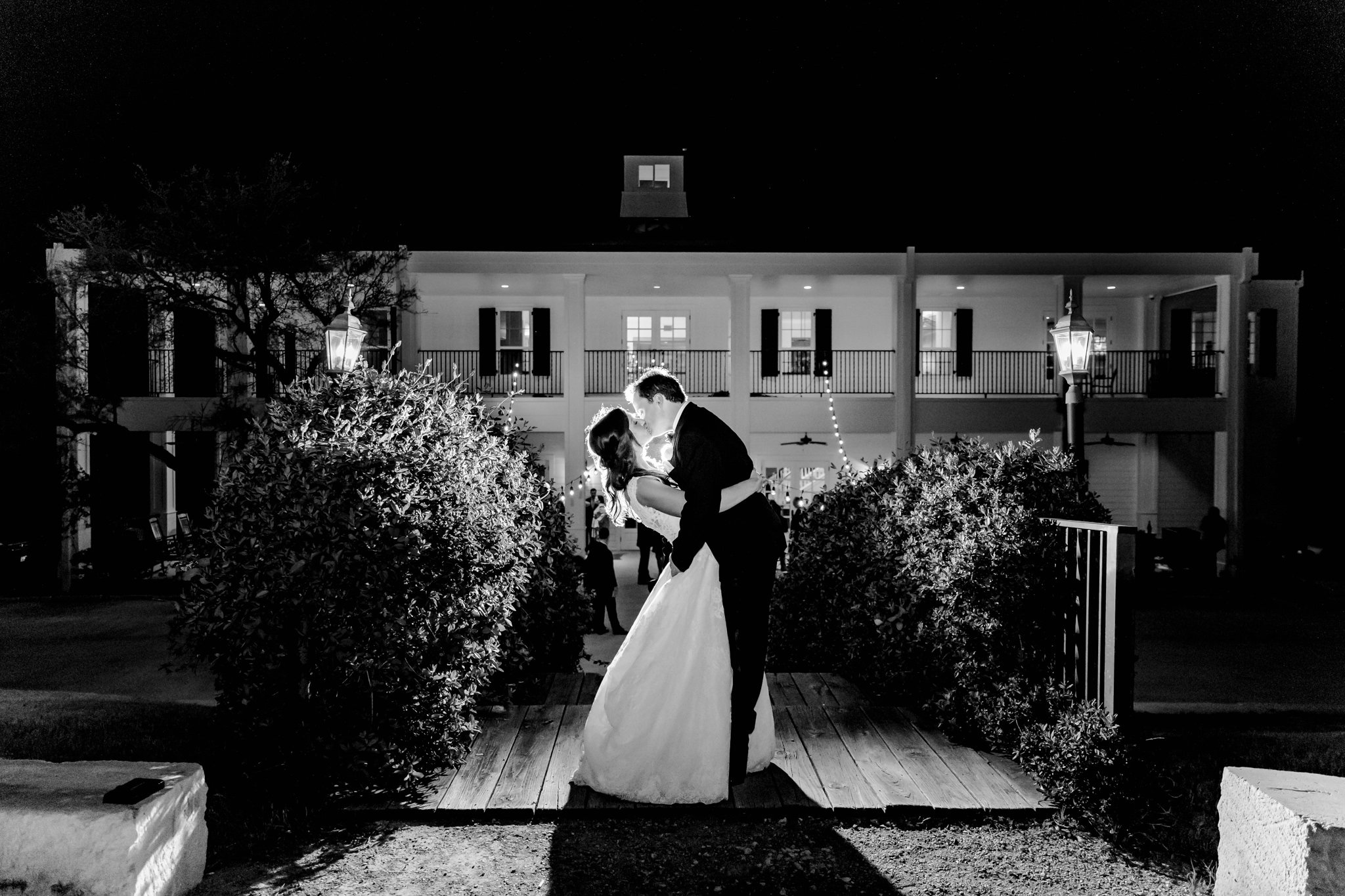 A Classic Wedding at Kendall Plantation in Boerne, TX by Dawn Elizbaeth Studios, San Antonio Wedding Photographer