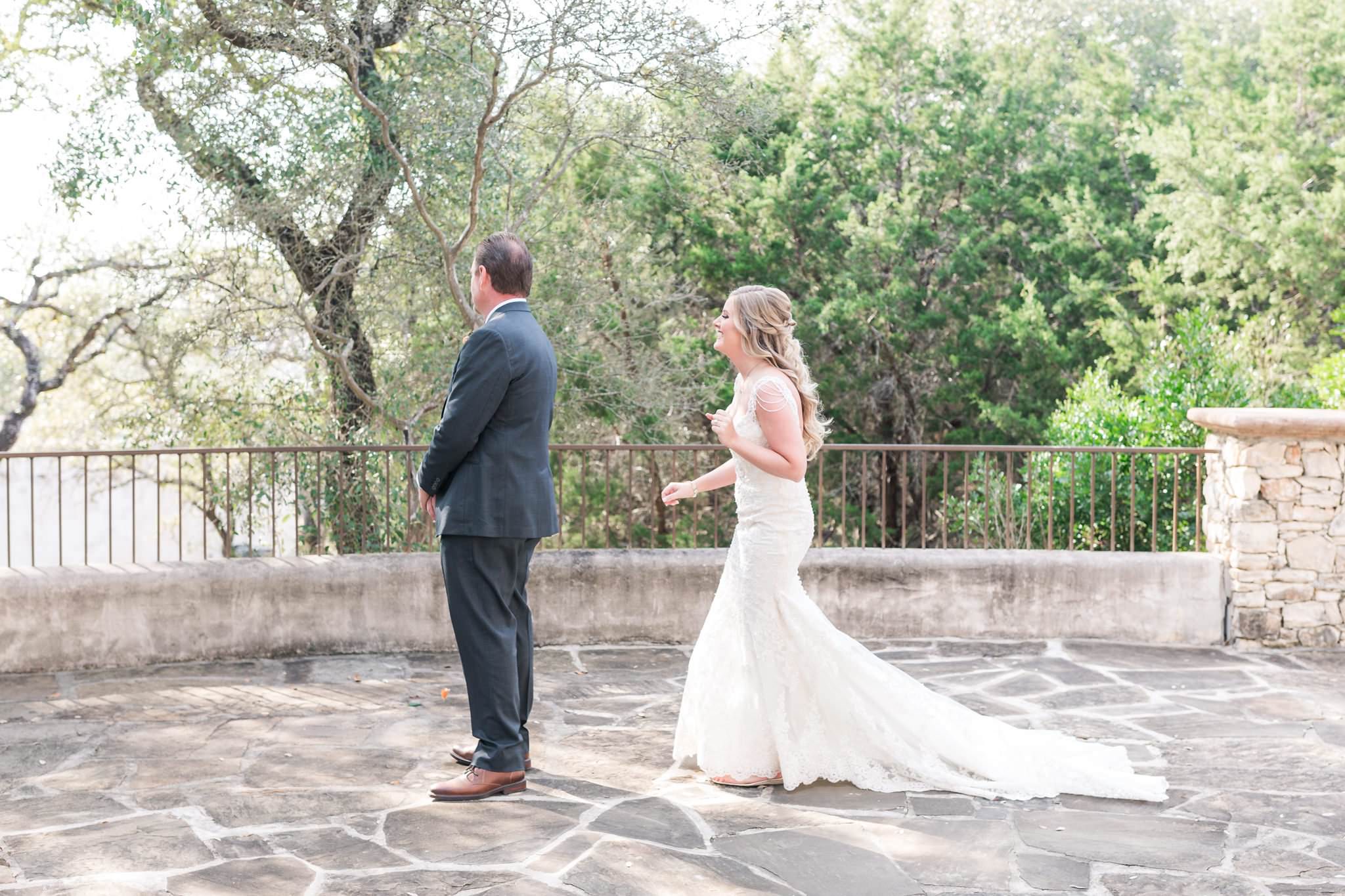 An Emerald Green, Copper and Gold Wedding at Lost Mission in Spring Branch, TX by Dawn Elizabeth Studios, San Antonio Wedding Photographer