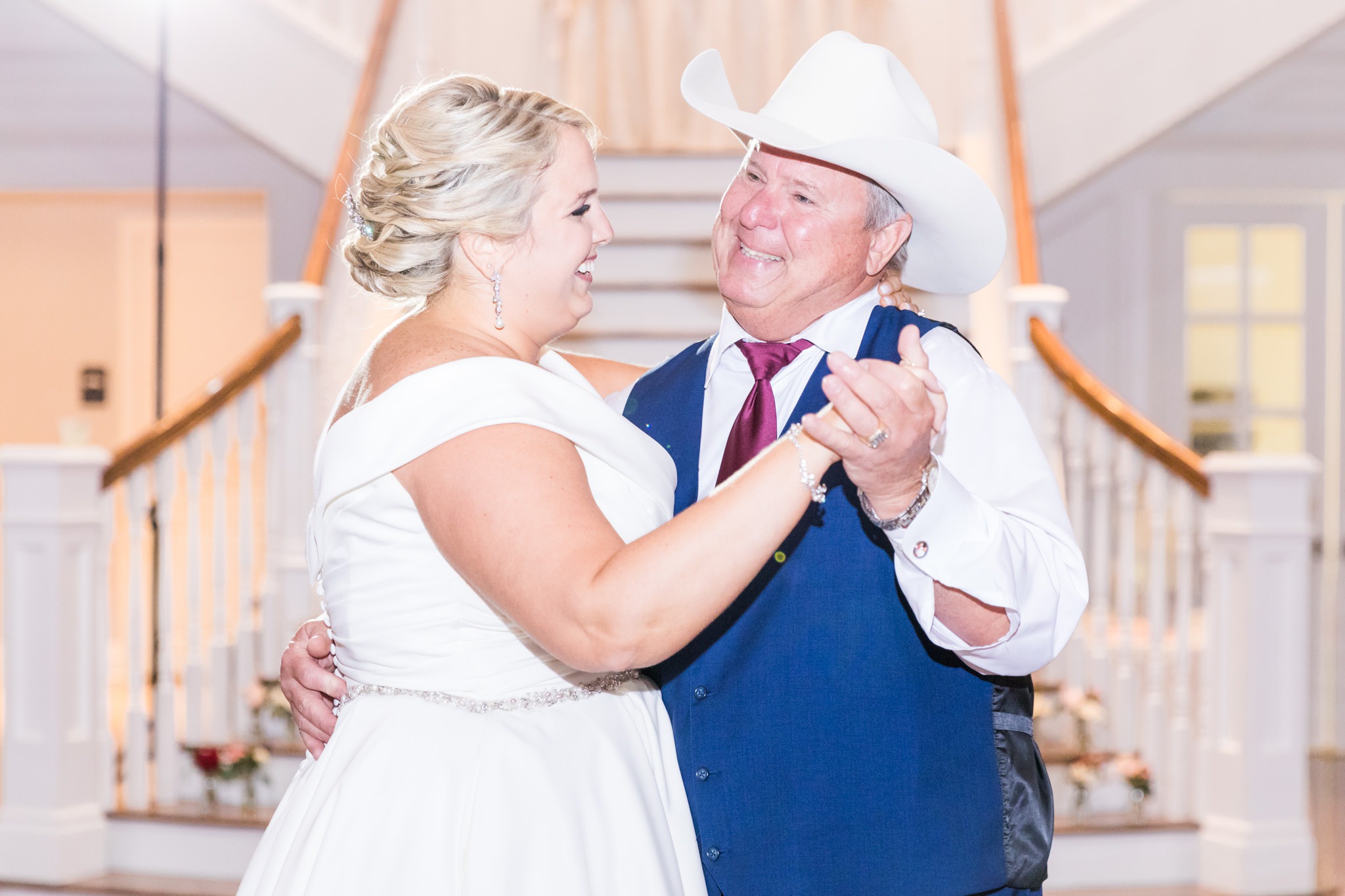 A Burgundy & Blush Wedding at Kendall Point in Boerne, TX by Dawn Elizabeth Studios, San Antonio Wedding Photographer