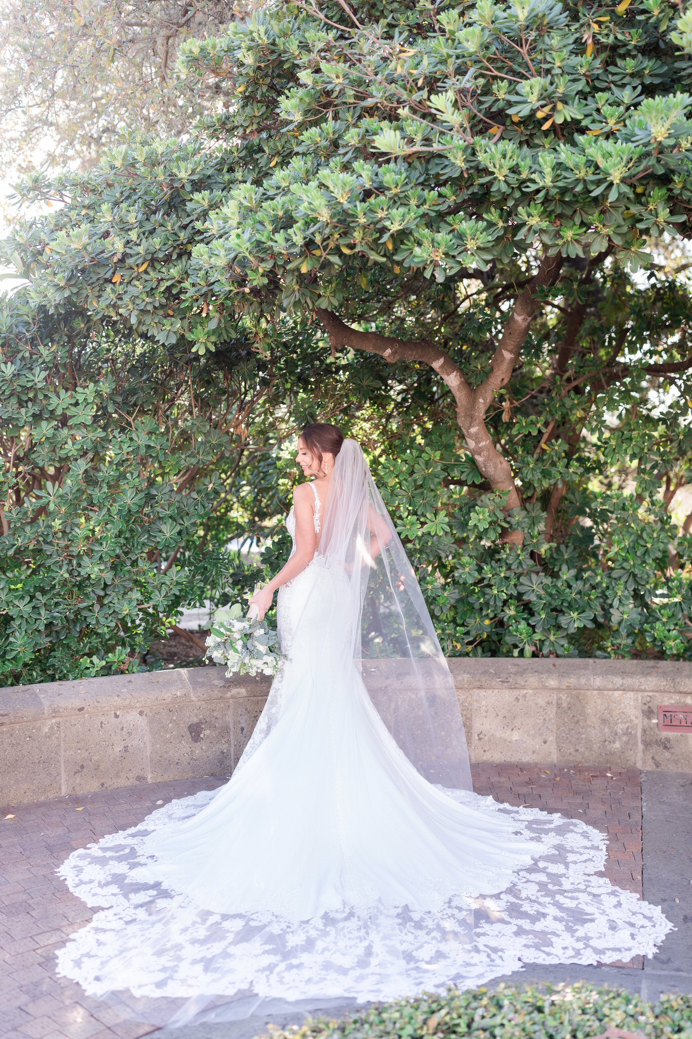 An Elegant Bridal Session at the McNay Art Museum in San Antonio, TX by Dawn Elizabeth Studios, San Antonio Wedding Photographer