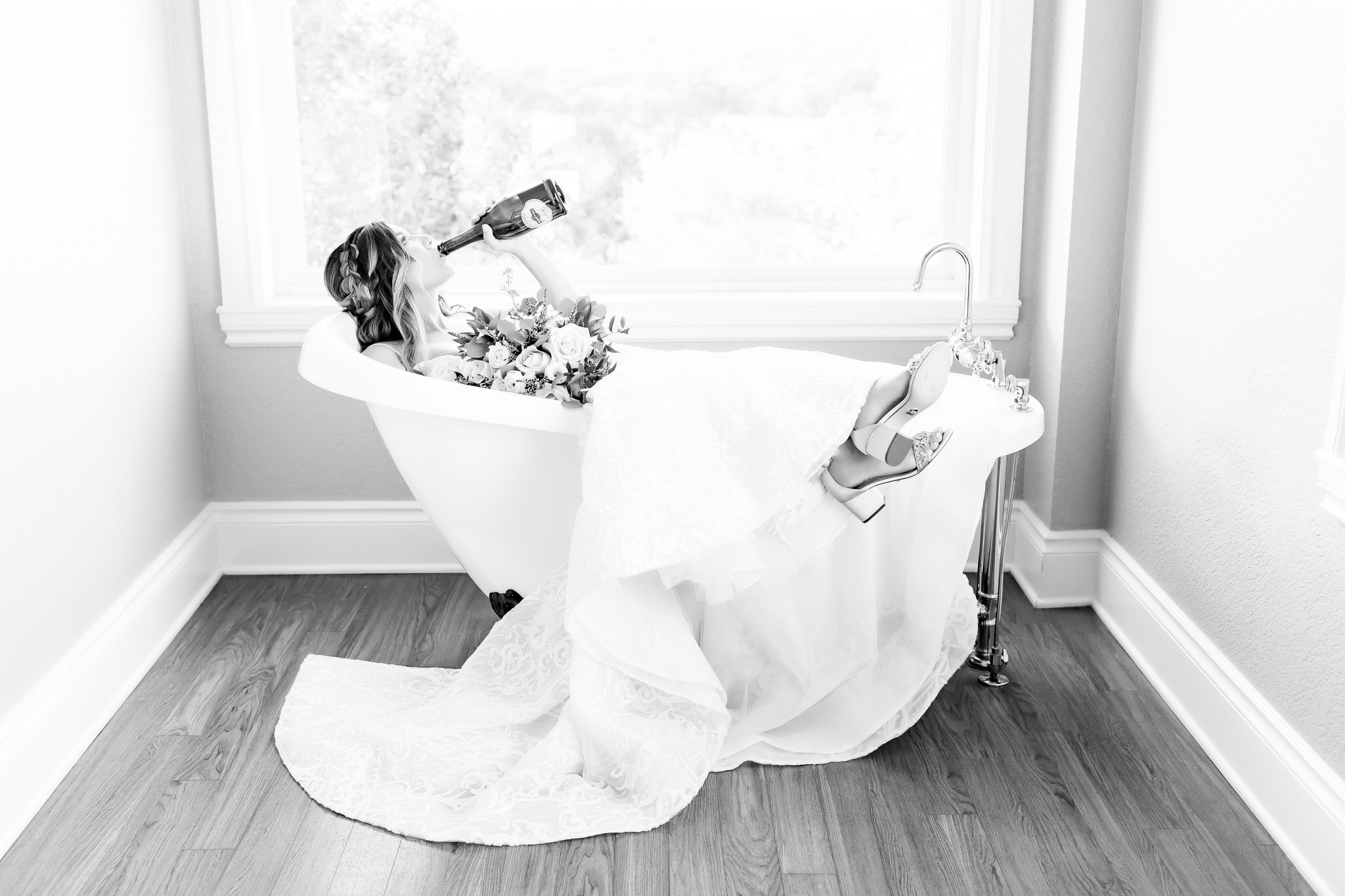 A Bridal Session at Kendall Point in Boerne, TX by Dawn Elizabeth Studios, San Antonio Wedding Photographer