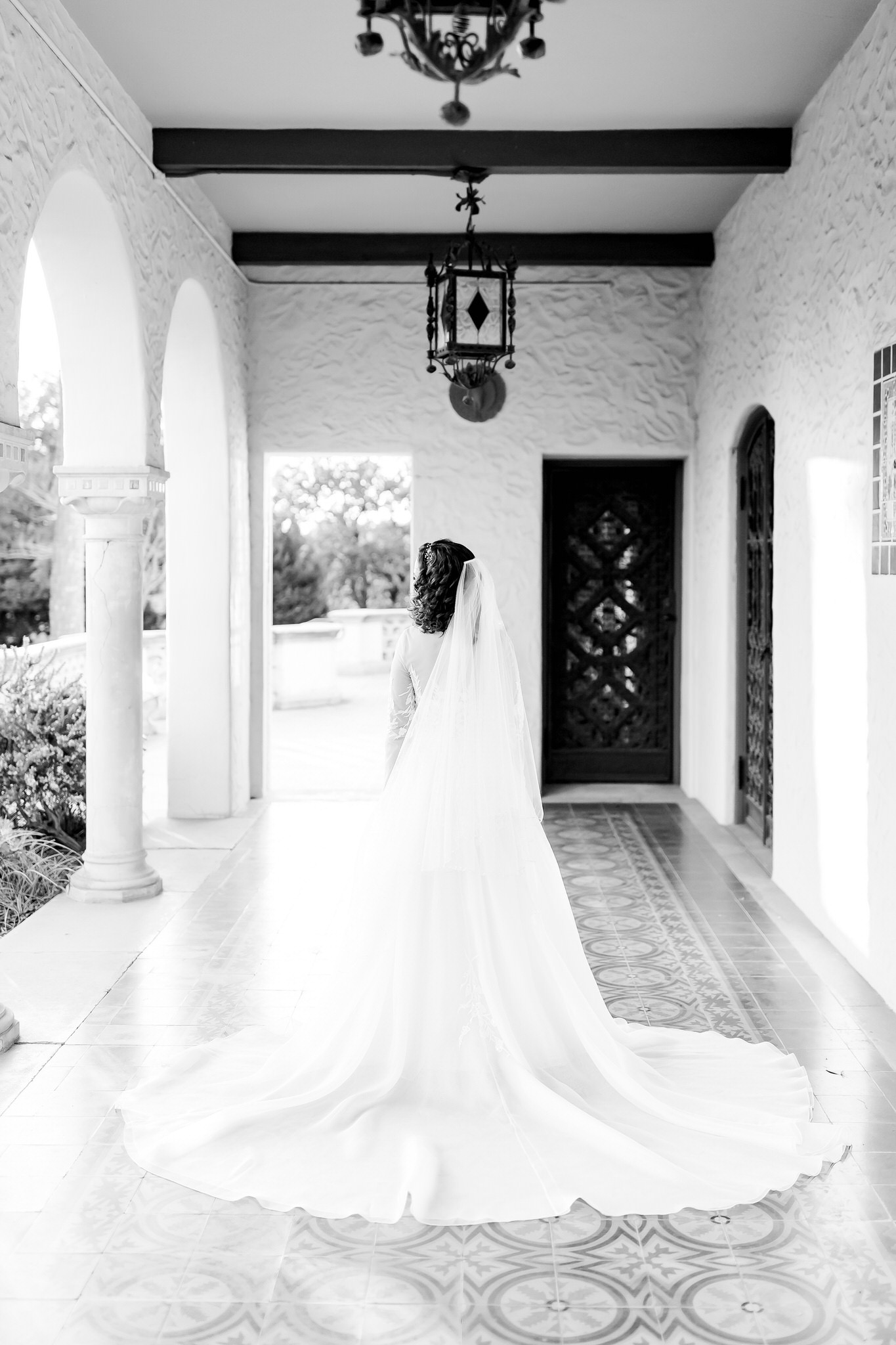 Classic Bridal Session at the McNay by Dawn Elizabeth Studios, San Antonio Wedding Photographer