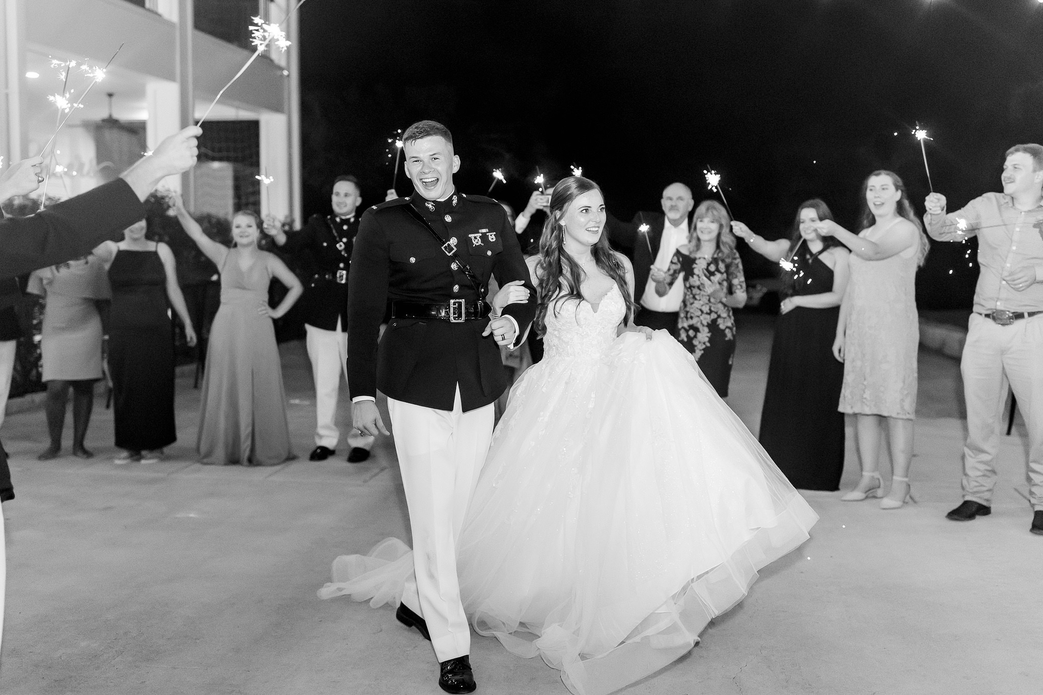 Wedding at Kendall Point in Boerne, TX by Dawn Elizabeth Studios, San Antonio Wedding Photographer