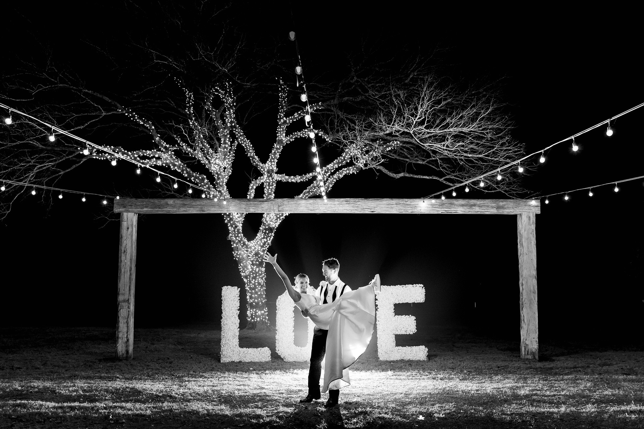 A Gold & Black New Years Eve Wedding at Featherstone Ranch in Stonewall, TX by Dawn Elizabeth Studios, Texas Wedding Photographer